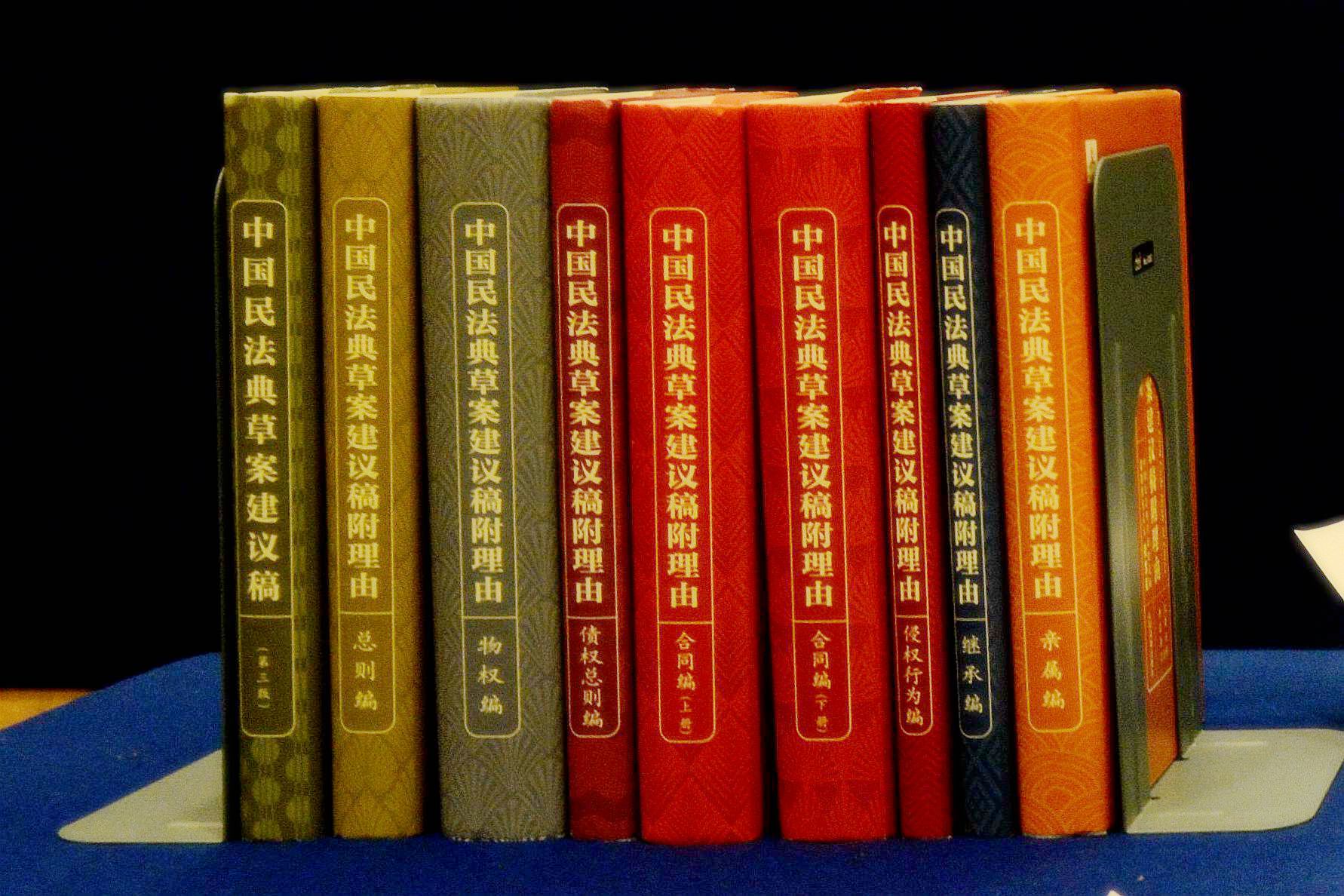 �]�з��a�C�ķ�������M�н���������4��ע����헣�