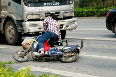 ��ͨ�¹ʟoֱ����ײ��؟(z��)����η֓�(d��n)